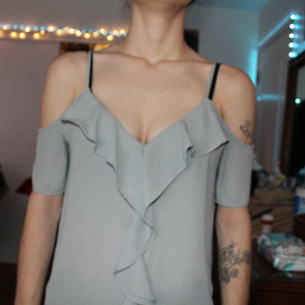 Guess Womens Blouse Cold Shoulder Ruffle Trim